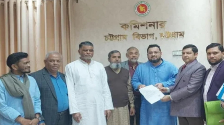 চট্টগ্রাম  প্রথম মনোনয়নপত্র জমা দিলেন বিএনপি’র মীর হেলাল উদ্দিন...