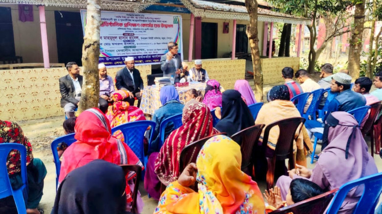 ‎কচুয়ায় পারিবারিক হাঁস-মুরগি পালনের উপর অপ্রতিষ্ঠানিক প্রশিক্ষণ কোর্সের উদ্বোধন...