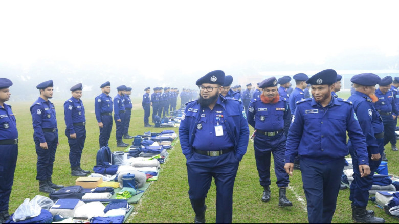 কুড়িগ্রাম জেলা পুলিশের কীট প্যারেড অনুষ্ঠিত...