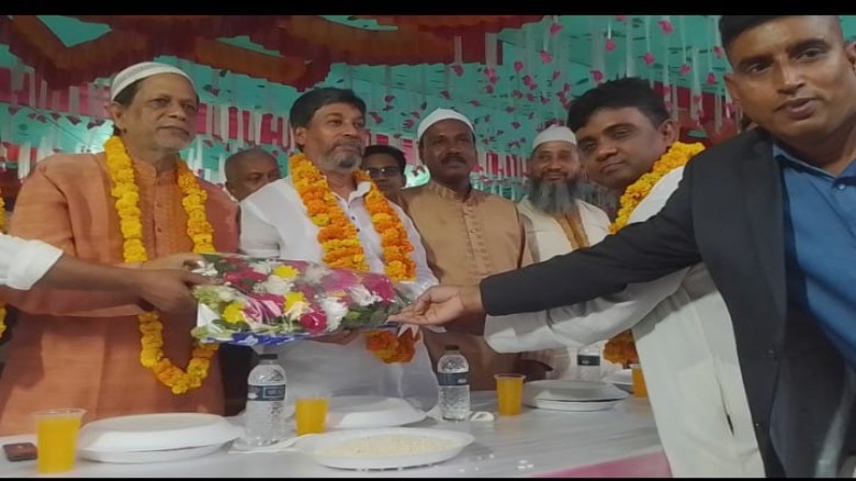রাজৈরে সতন্ত্র প্রার্থী ব্যারিস্টার শহিদুল ইসলাম খান এর ইফতা