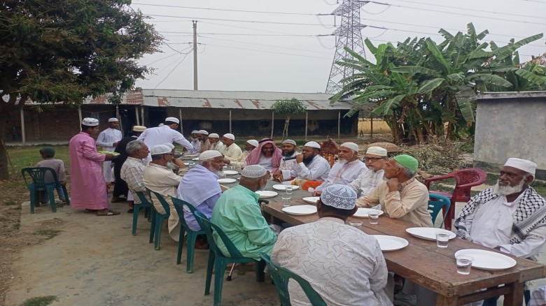 নাচোলে কণ্যানগর মাদ্রাসায় ইফতার ও দোয়া মাহফিল অনুষ্ঠিত