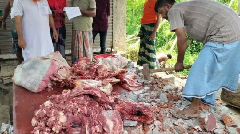 গুরুদাসপুরে তরকা রোগে আক্রান্ত গরুর মাংস খেয়ে অসুস্থ ১০ জন, 