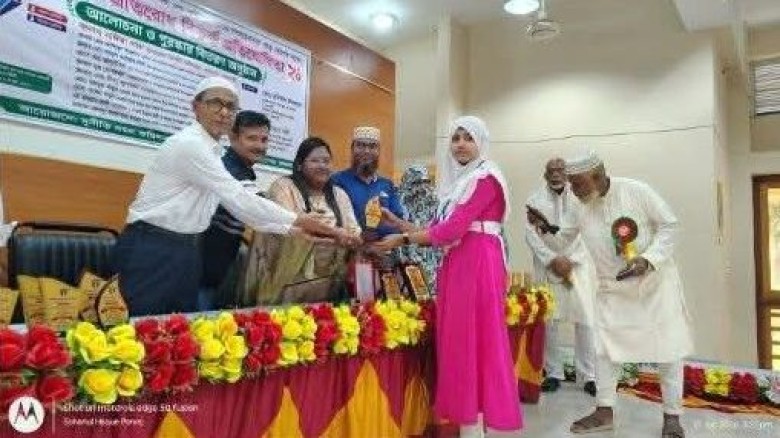 দুর্নীতির বিরুদ্ধে শিক্ষার্থীদের জোরালো লড়াই, তানোরে জমজমাট 