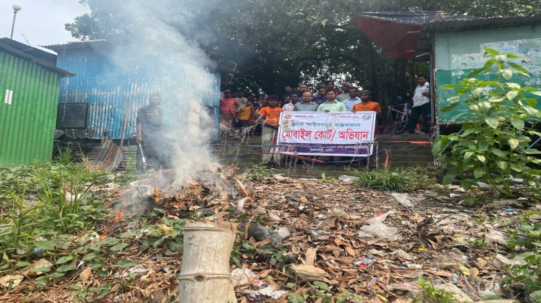 গুরুদাসপুরের  চাঁচকৈড় বাজারে  জালহাটায় ১০ হাজার মিটার কারেন্